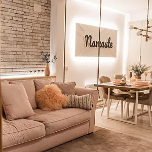 Amazing Near To San Sebastián With Free Parking Apartamento Rentería